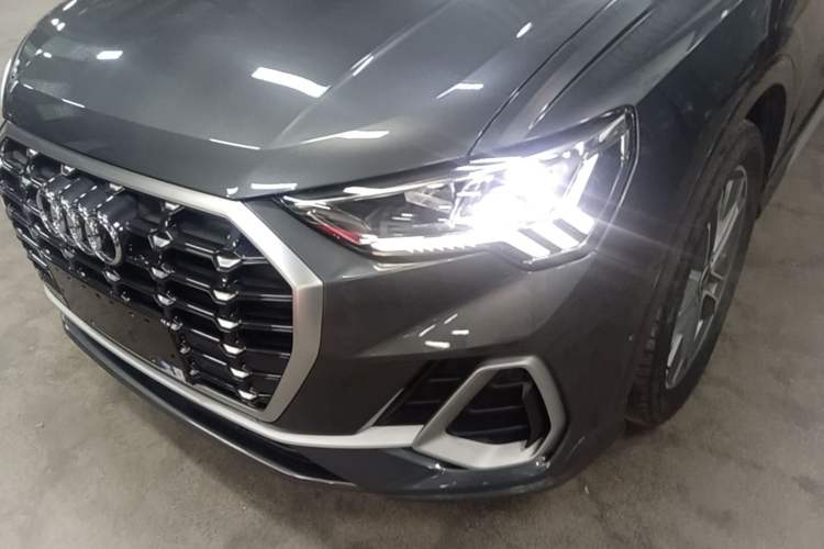 Used Audi Q3 2023 35 TFSI Fashion Dynamic Model (1.4T) Left Front Headlight