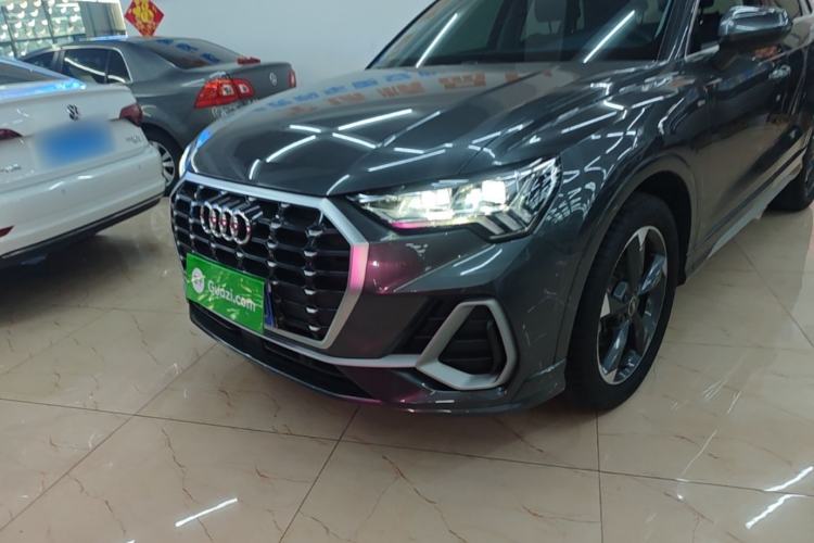 Used Audi Q3 2023 35 TFSI Progressive Dynamic Edition (1.4T) Left Front Headlight