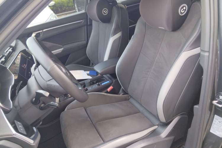 Used Audi Q3 2023 Updated 45 TFSI quattro Stylish and Dynamic Edition Left Front Seat