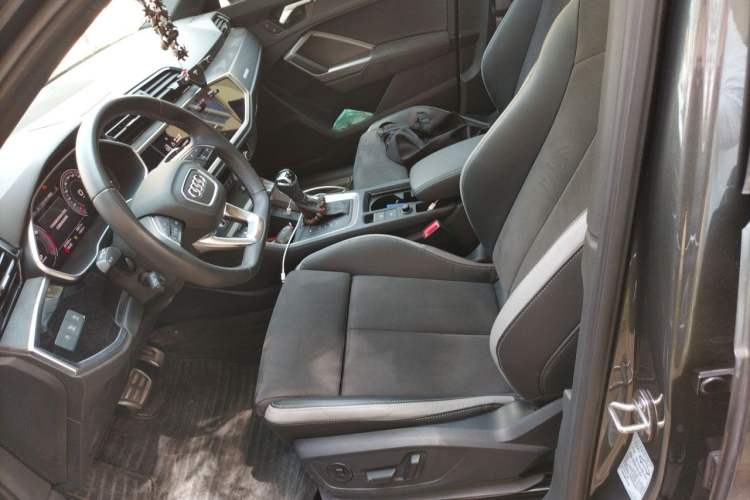 Used Audi Q3 2023 45 TFSI quattro Snow Sports Edition Left Front Seat