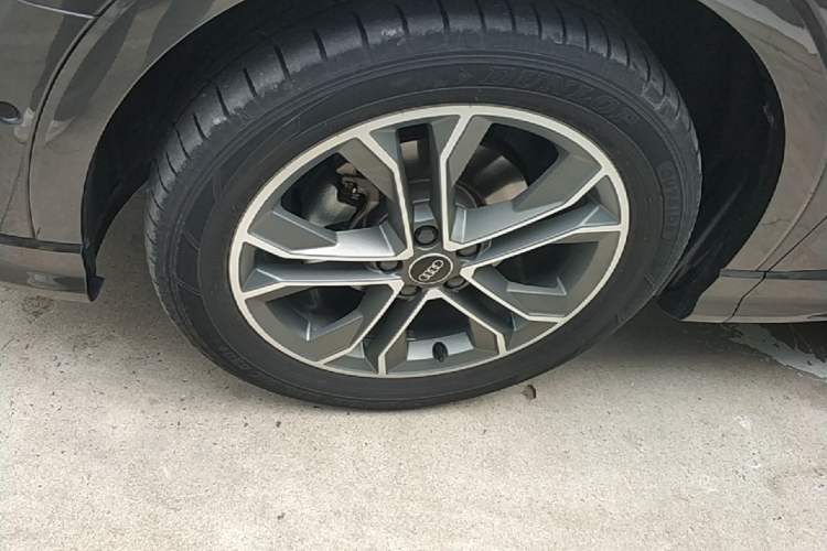 Used Audi Q3 2023 35 TFSI Fashion Dynamic Model (1.4T) Left Front Wheel Hub