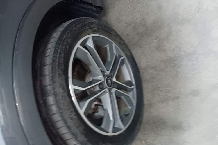 Used Audi Q3 2023 35 TFSI Fashion Dynamic Model (1.4T) Left Front Wheel Hub
