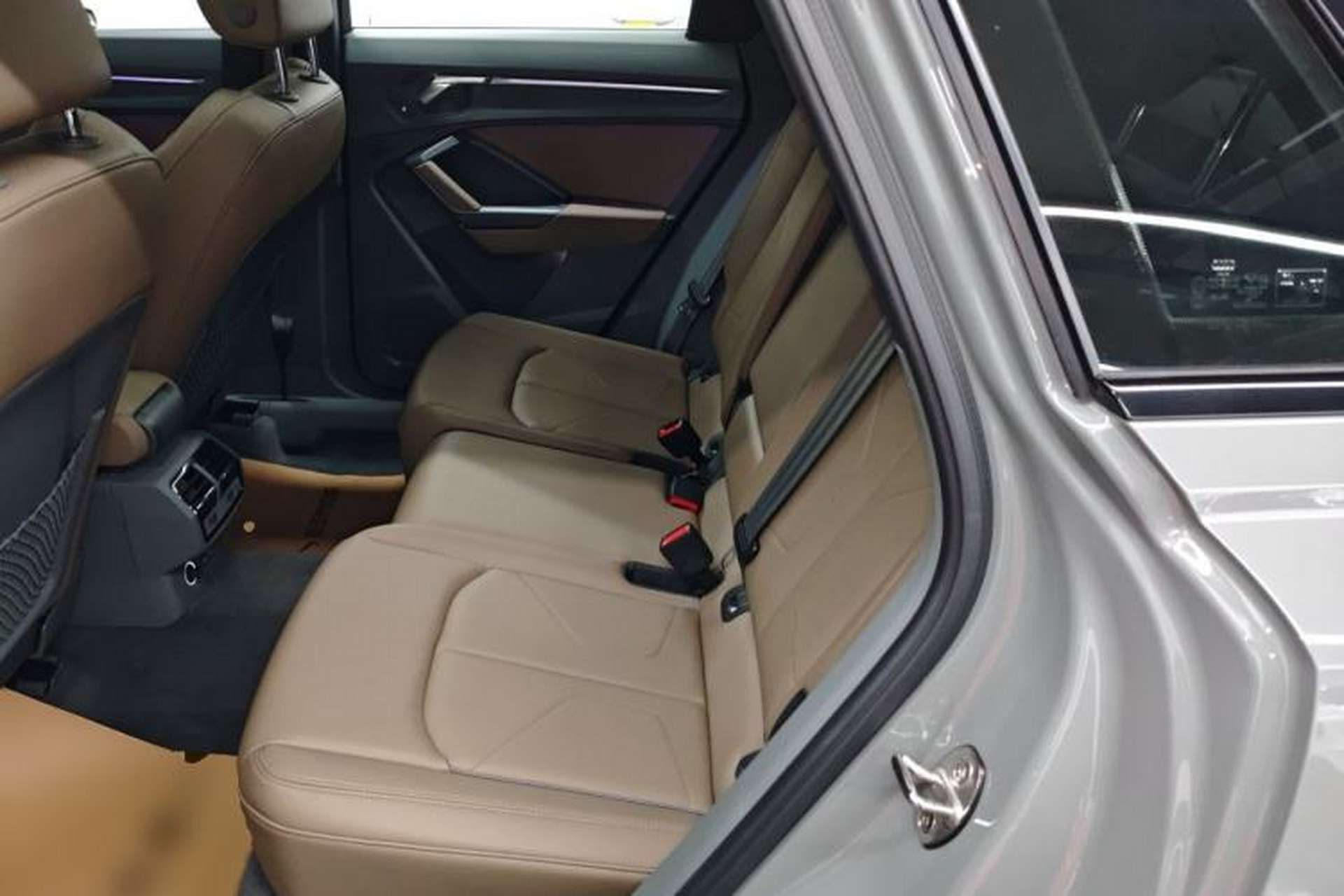 Used Audi Q3 2023 Updated 40 TFSI Fashionable and Dynamic Version Left Rear Seat