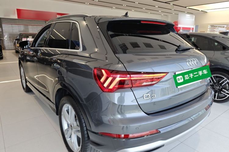 Used Audi Q3 2023 35 TFSI Fashion Elegant Version (1.5T) Rear Left 45 Deg