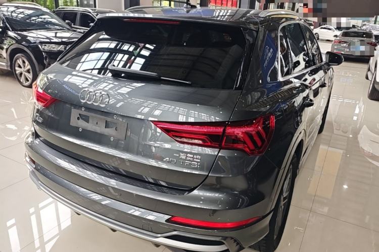 Used Audi Q3 2023 Updated 40 TFSI Fashionable and Dynamic Version Rear Right 45 Deg