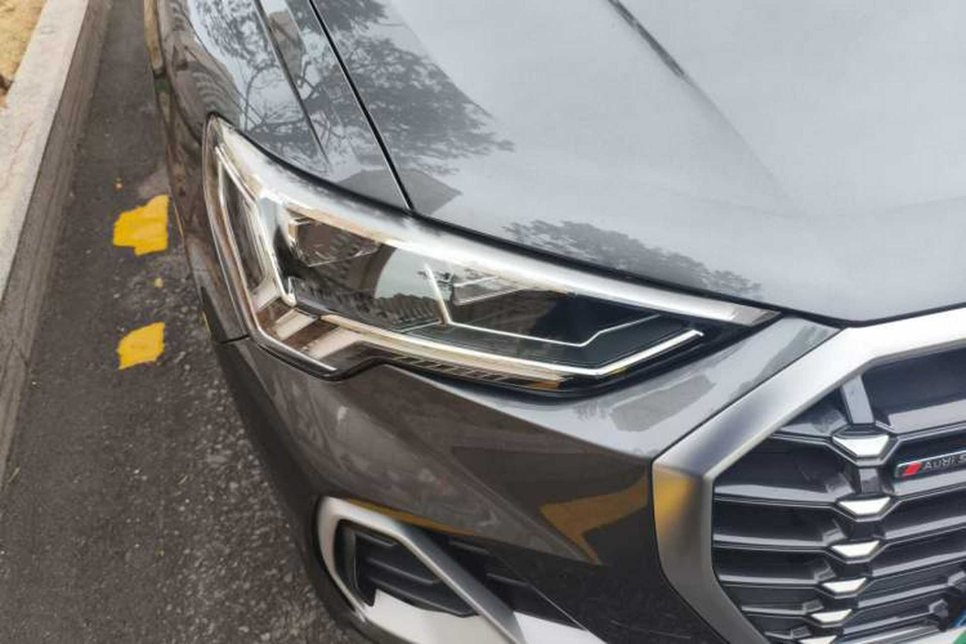 Used Audi Q3 2023 Updated 40 TFSI Fashionable and Dynamic Version Right Front Headlight
