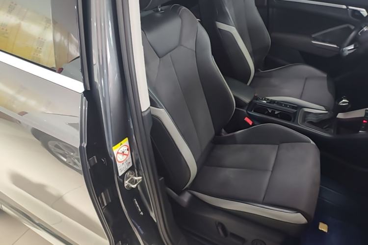 Used Audi Q3 2023 35 TFSI Fashion Dynamic Model (1.5T) Right Front Seat