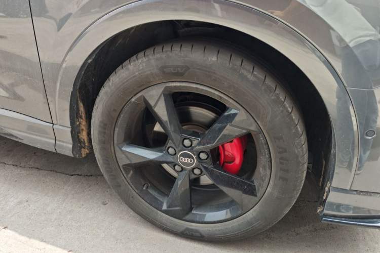 Used Audi Q3 2023 35 TFSI Fashion Dynamic Model (1.4T) Right Front Wheel Hub