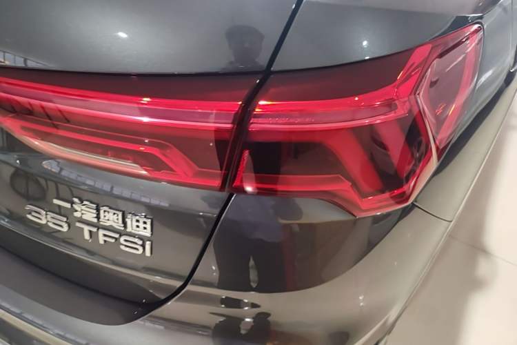Used Audi Q3 2023 35 TFSI Fashion Dynamic Model (1.5T) Right Rear Taillight