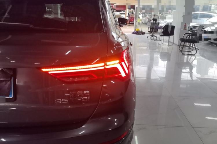 Used Audi Q3 2023 35 TFSI Fashion Dynamic Model (1.5T) Right Rear Taillight