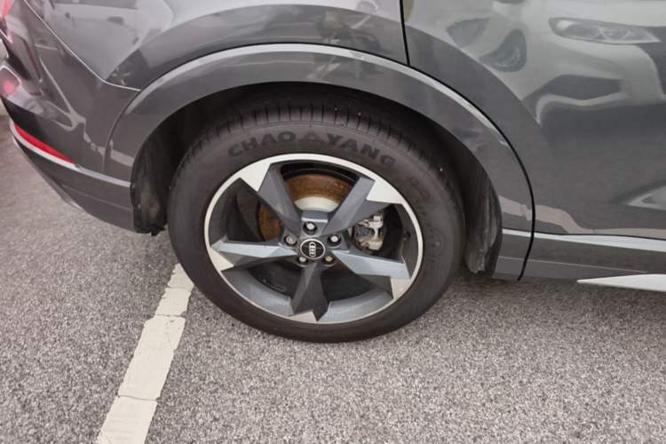 Used Audi Q3 2023 35 TFSI Fashion Dynamic Model (1.4T) Right Rear Wheel Hub