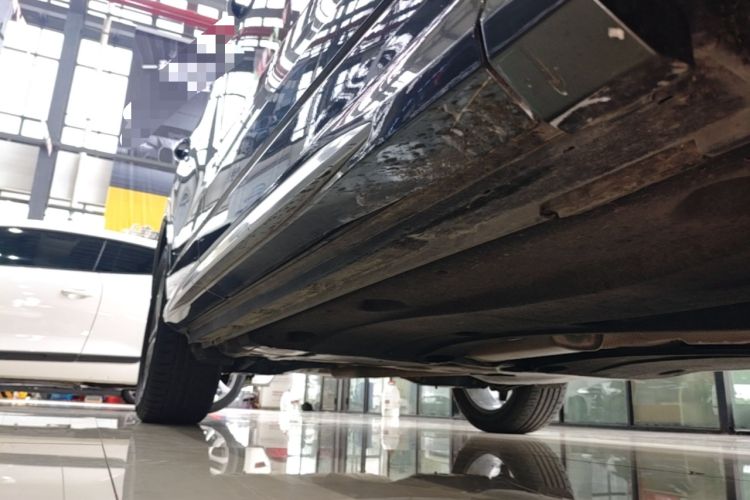 Used Audi Q3 2023 Updated 40 TFSI Fashionable and Dynamic Version Right Side Sill