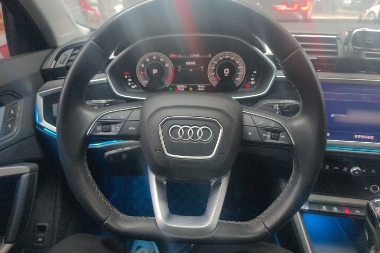 Used Audi Q3 2023 35 TFSI Fashion Dynamic Model (1.4T) Steering Wheel