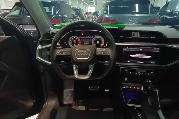 Used Audi Q3 2023 40 TFSI RS Edition Performance Model Steering Wheel