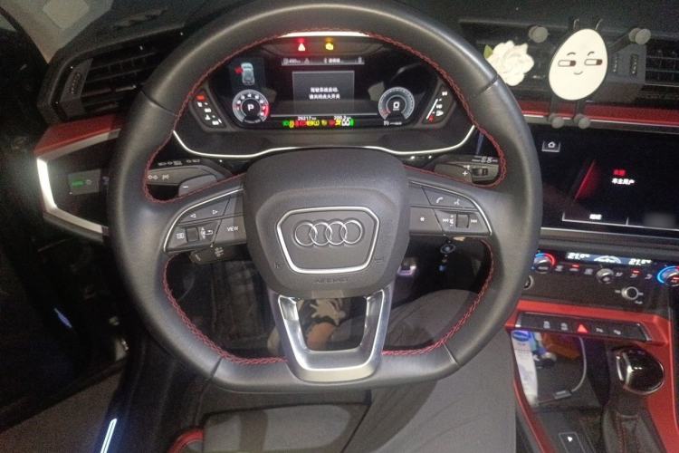 Used Audi Q3 2023 35 TFSI Fashion Dynamic Model (1.4T) Steering Wheel