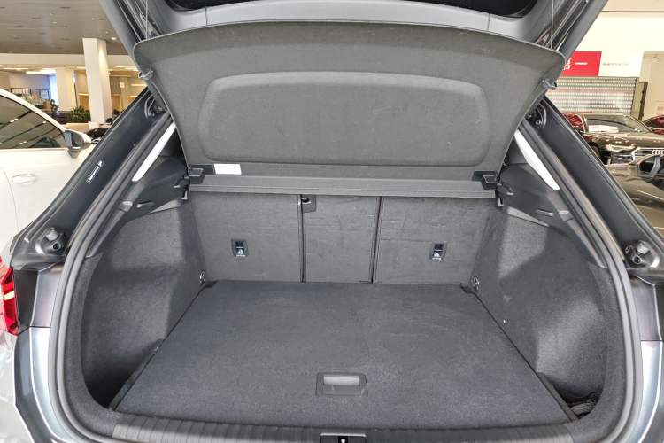 Used Audi Q3 2023 35 TFSI Fashion Elegant Version (1.5T) Trunk