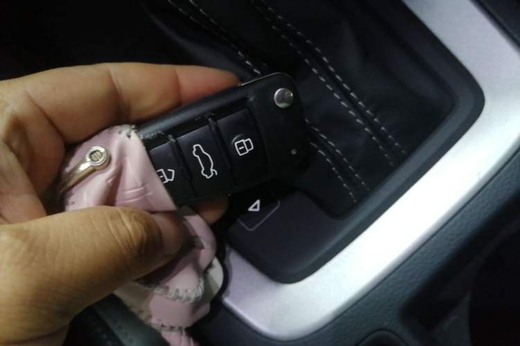 Used Audi Q3 2023 35 TFSI Fashion Dynamic Model (1.4T) Vehicle Key