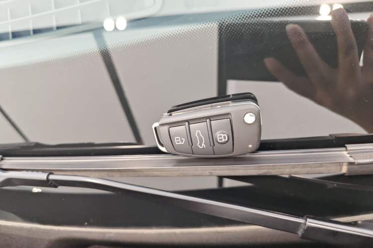 Used Audi Q3 2023 35 TFSI Fashion Elegant Version (1.5T) Vehicle Key