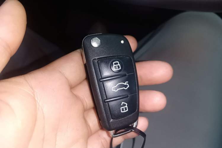 Used Audi Q3 2023 35 TFSI Fashion Dynamic Model (1.4T) Vehicle Key