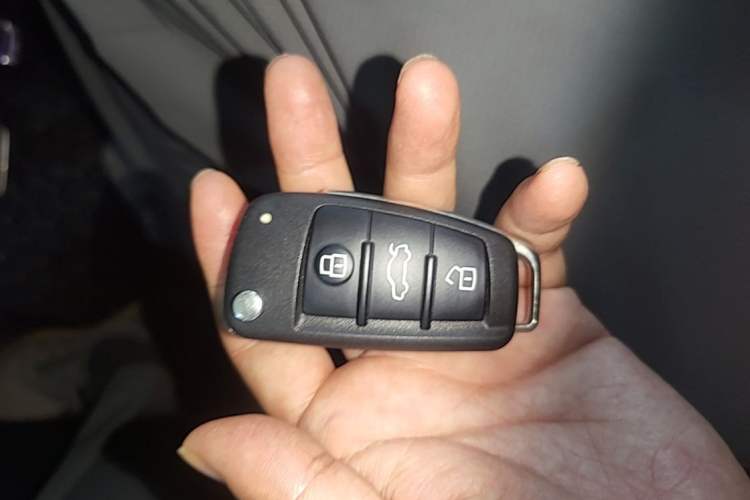 Used Audi Q3 2023 35 TFSI Fashion Dynamic Model (1.5T) Vehicle Key