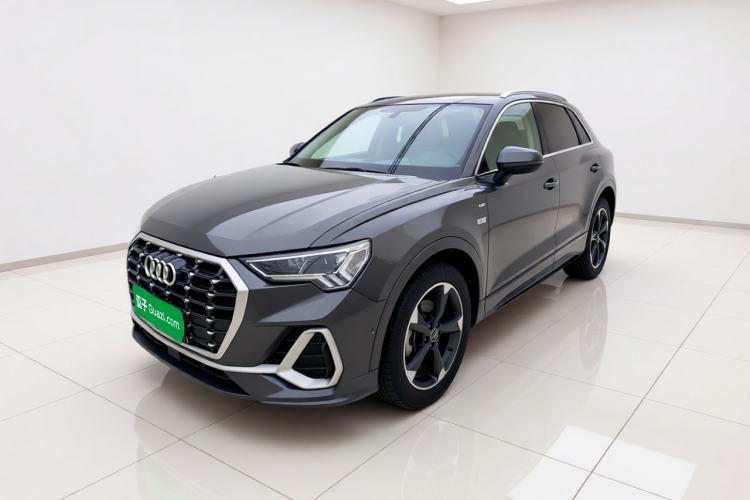Used Audi Q3 2023 35 TFSI Fashion Dynamic Model (1.4T) Guazi used car, China used car export, Used car for sale, Used cars, Cheapest cars for sale