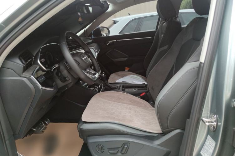 Used Audi Q3 2023 45 TFSI quattro Fashion Dynamic Edition Left Front Seat