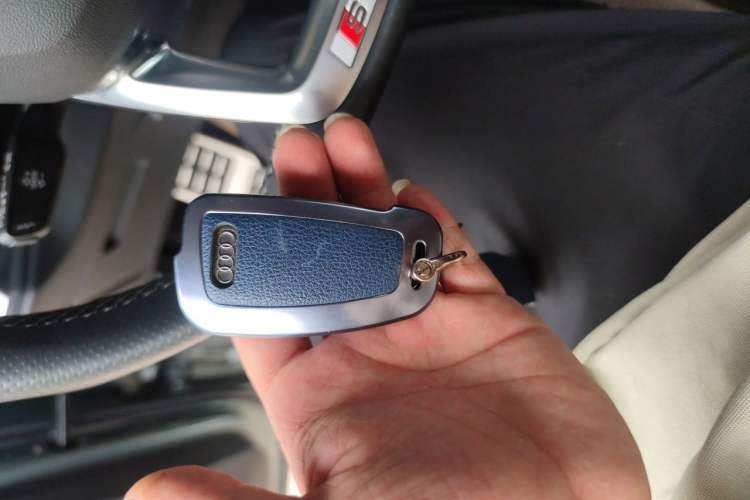 Used Audi Q3 2023 45 TFSI quattro Fashion Dynamic Edition Vehicle Key