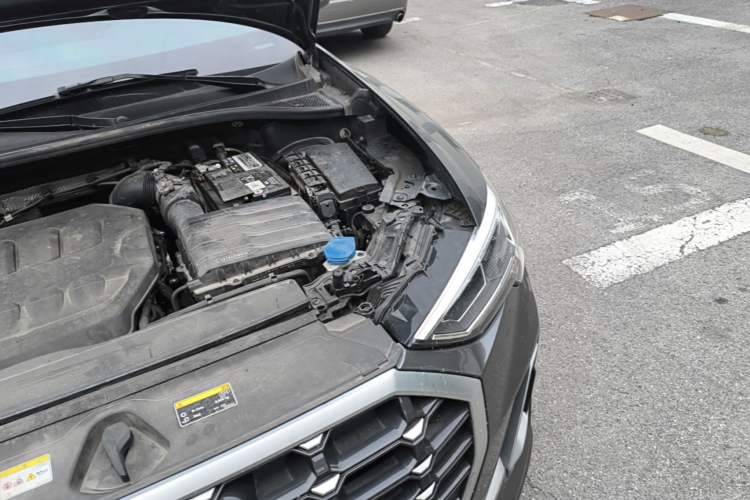 Used Audi Q3 2023 Updated 40 TFSI Fashionable and Dynamic Version Engine Bay Left