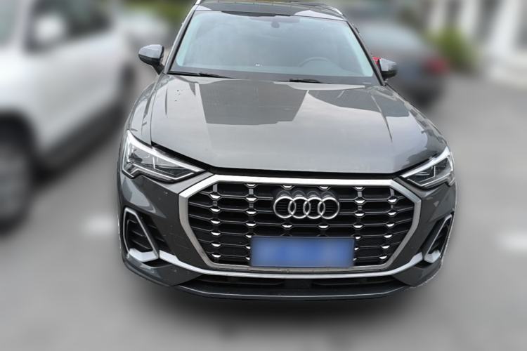 Used Audi Q3 2023 Updated 40 TFSI Fashionable and Dynamic Version Front