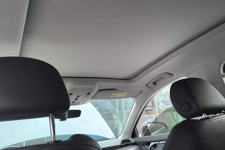 Used Audi Q3 2023 Updated 40 TFSI Fashionable and Dynamic Version Headliner