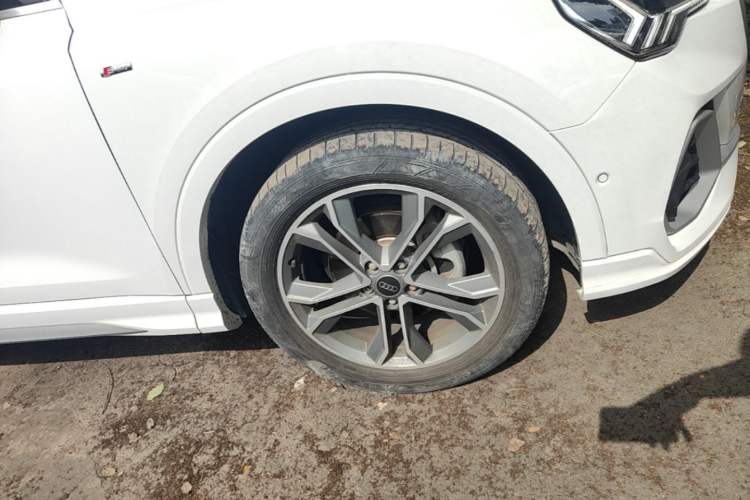 Used Audi Q3 2023 Updated 40 TFSI Fashionable and Dynamic Version Right Front Wheel Hub