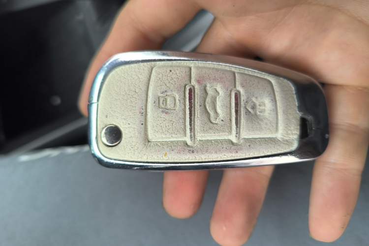 Used Audi Q3 2023 Updated 40 TFSI Fashionable and Dynamic Version Vehicle Key