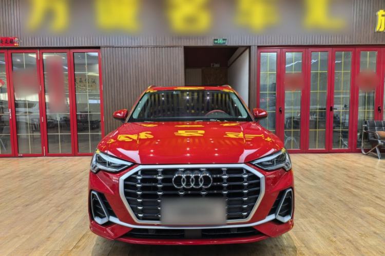 Used Audi Q3 2023 35 TFSI Fashion Dynamic Model (1.5T) Exterior 4