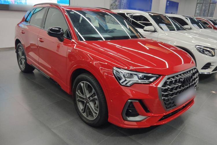 Used Audi Q3 2023 Updated 45 TFSI quattro Stylish and Dynamic Edition Front Right 45 Deg