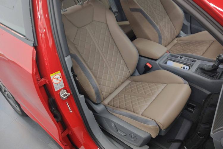 Used Audi Q3 2023 Updated 45 TFSI quattro Stylish and Dynamic Edition Right Front Seat