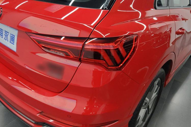 Used Audi Q3 2023 Updated 45 TFSI quattro Stylish and Dynamic Edition Right Rear Taillight