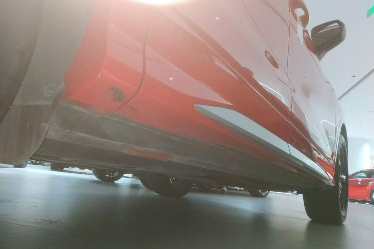 Used Audi Q3 2023 35 TFSI Fashion Dynamic Model (1.5T) Right Side Sill