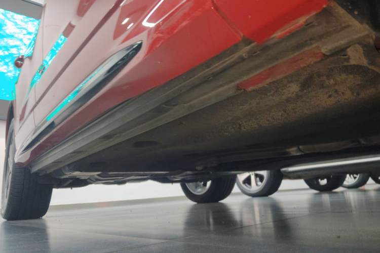 Used Audi Q3 2023 Updated 45 TFSI quattro Stylish and Dynamic Edition Right Side Sill
