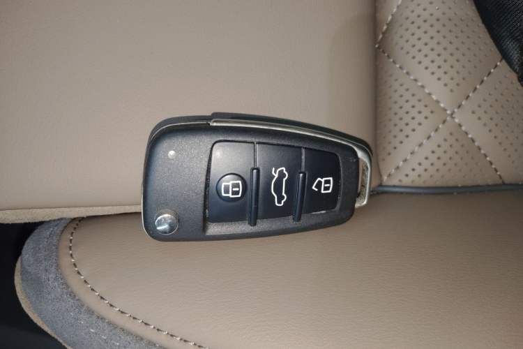 Used Audi Q3 2023 Updated 45 TFSI quattro Stylish and Dynamic Edition Vehicle Key
