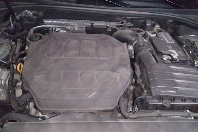 Used Audi Q3 2023 Updated 40 TFSI Fashionable and Dynamic Version Engine Bay