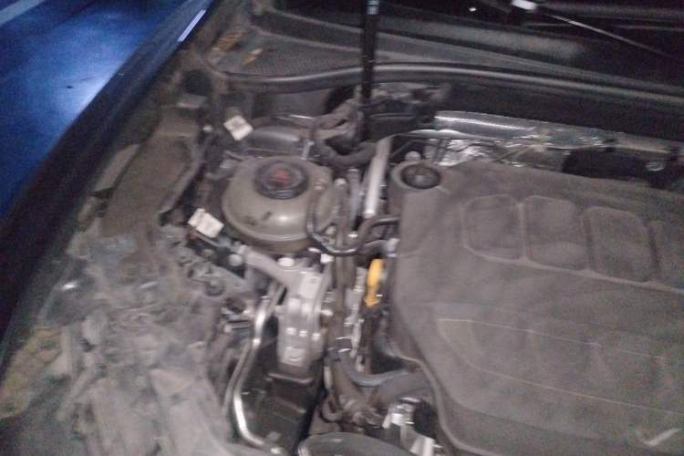 Used Audi Q3 2023 Updated 40 TFSI Fashionable and Dynamic Version Engine Bay Right