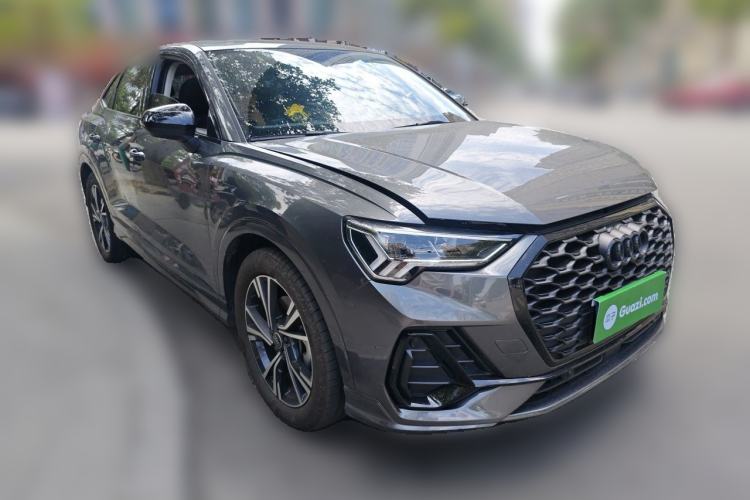 Used Audi Q3 2023 Updated 40 TFSI Fashionable and Dynamic Version Front Right 45 Deg