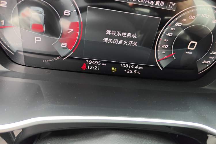 Used Audi Q3 2023 35 TFSI Fashion Dynamic Model (1.4T) Odometer Close Up