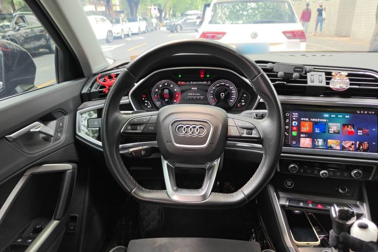 Used Audi Q3 2023 35 TFSI Fashion Dynamic Model (1.4T) Steering Wheel