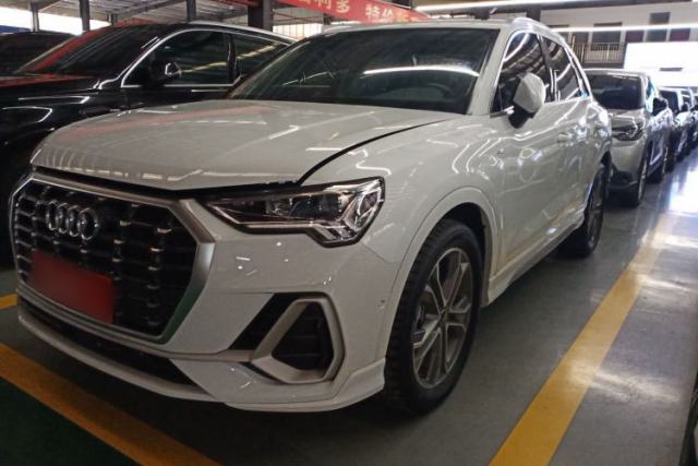 Used Audi Q3 2023 Updated 40 TFSI Fashionable and Dynamic Version