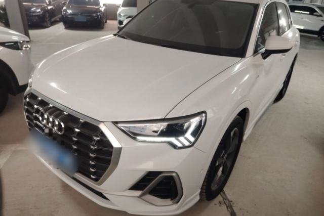 Used Audi Q3 2023 35 TFSI Fashion Dynamic Model (1.4T)
