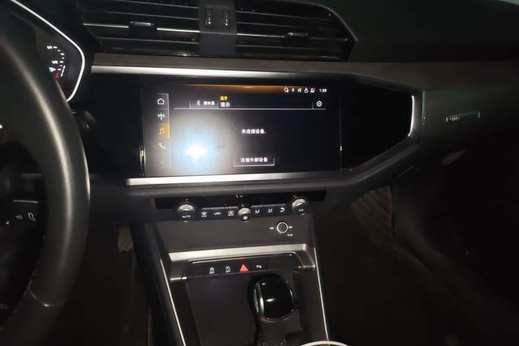 Used Audi Q3 2023 35 TFSI Progressive Dynamic Edition (1.4T) Audio And AC Panel