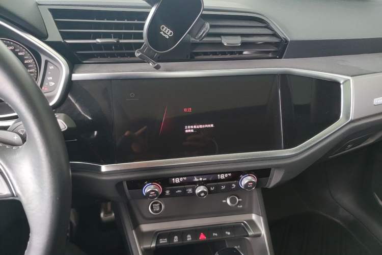 Used Audi Q3 2023 40 TFSI Fashion Dynamic Model Audio And AC Panel