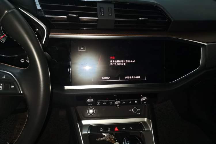 Used Audi Q3 2023 35 TFSI Fashion Elegant Version (1.5T) Audio And AC Panel