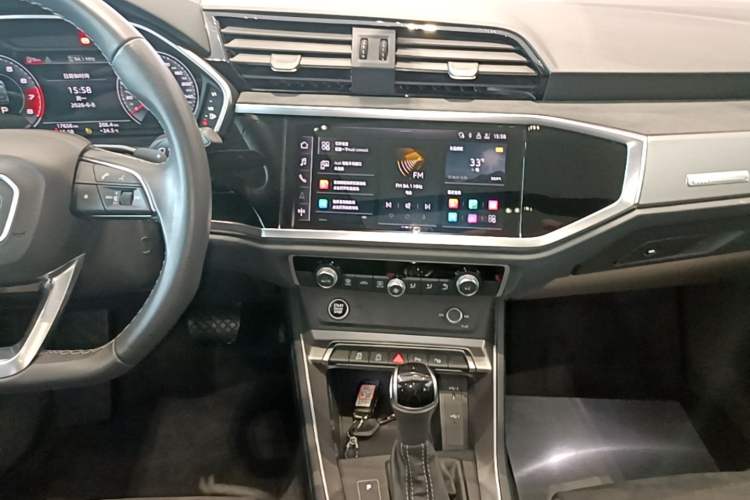 Used Audi Q3 2023 35 TFSI Fashion Dynamic Model (1.5T) Audio And AC Panel